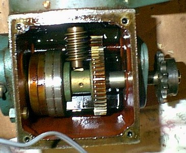 Gear Box Inside ... Clutch Assembly on Left Side (12 & 24VDC Different)